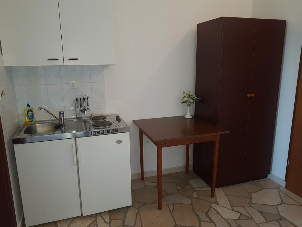 Apartments Plazibat Skrip Bagian luar foto